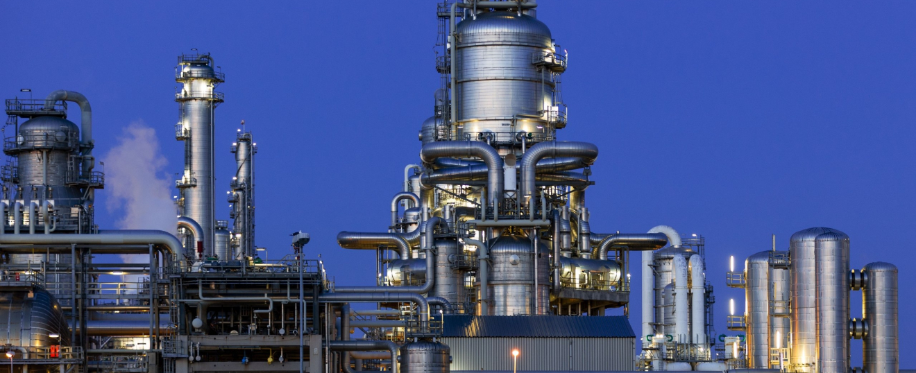 Feedstock Preparation in Chemical Manufacturing: The Impact of Raw Material Purity on Downstream Yields